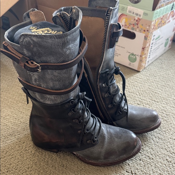 Freebird Ravi Boots 9 - Picture 2 of 7